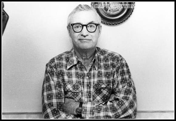 John D MacDonald